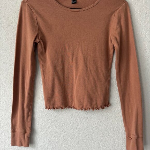 Brown Fitted Basic Long Sleeve Tee - Picture 6 of 6